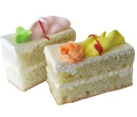 Пирожное "Бисквитно-нарезное с кремом Маро"